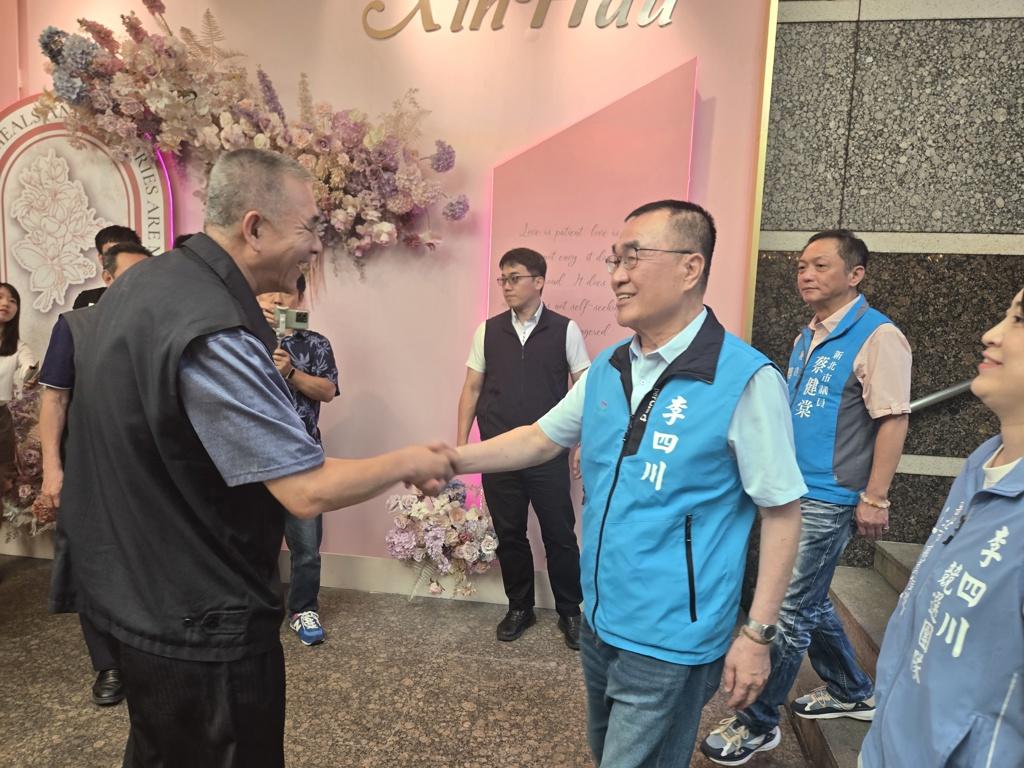 点出李四川拼新北市长最大优势张启楷断言：声势会越来越好2026新北市长选举，