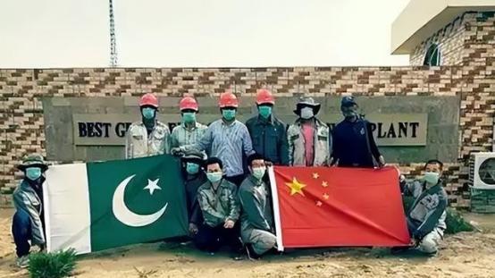 中国终于出了一口气。要知道，巴基斯坦欠咱们300亿美元外债，也终于可以还清了。