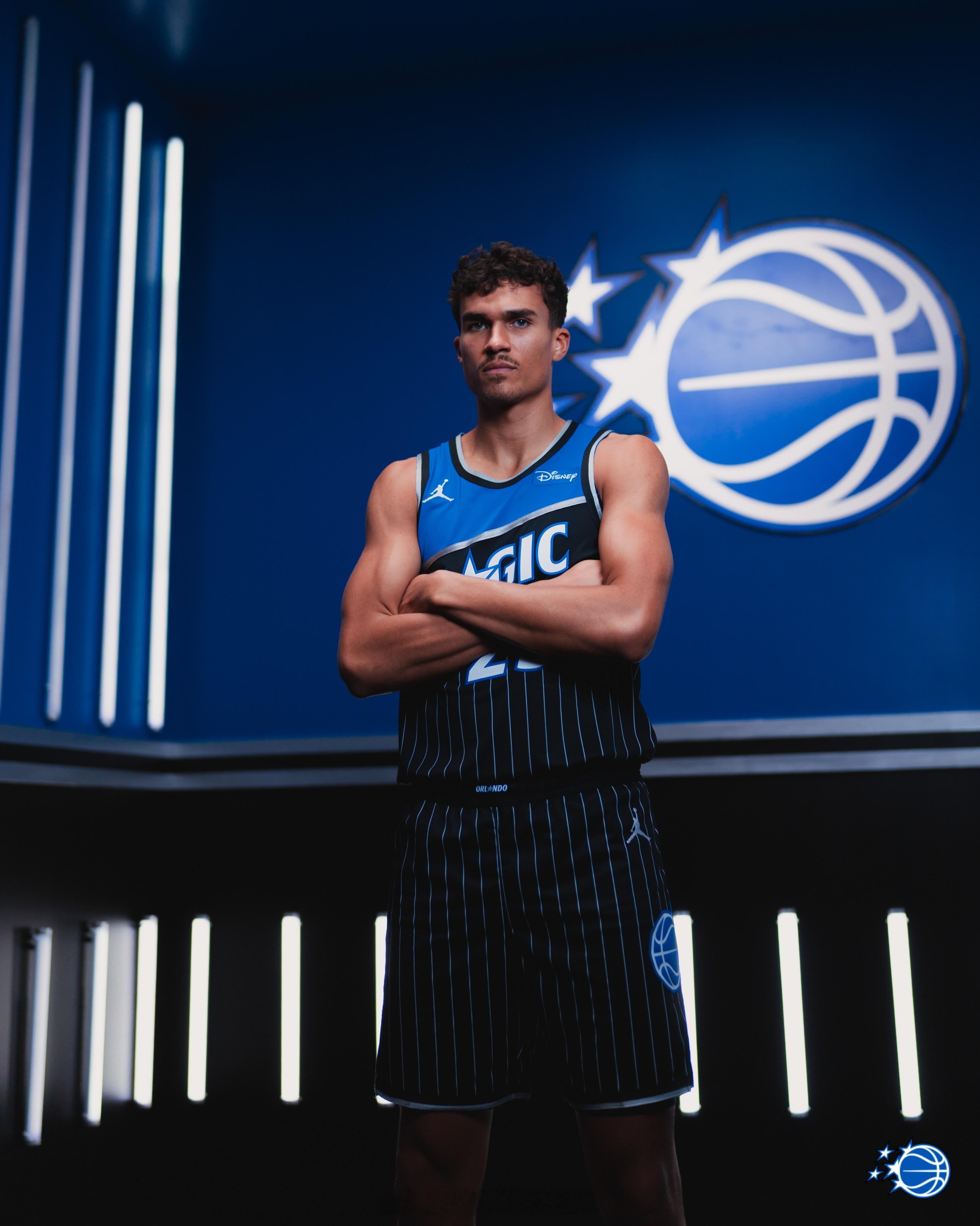 每年一次的球队媒体日拍摄，对于摄影师而言，又是一场饕餮盛宴。©️nba#sotd##NBA##陈妤颉