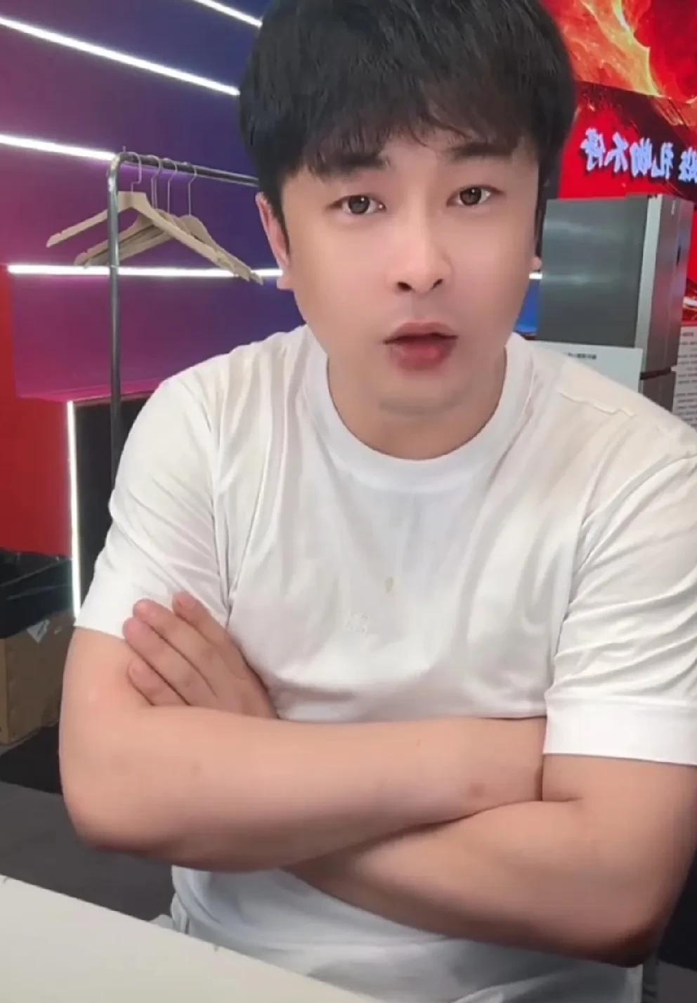 丁老五说辛巴棉密码卫生巾通过这次风波不仅不会塌方，还会一跃成为行业的知名品牌！