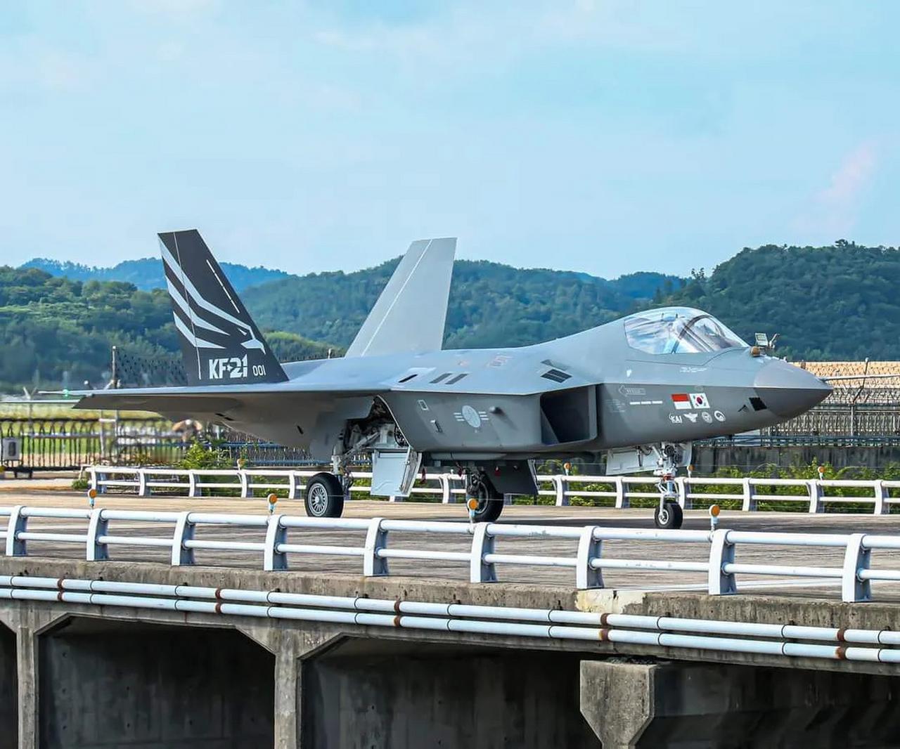大动作！韩国和印尼秘谈十多年的合作，终于藏不住了，韩国直接官宣要把KF-21战机