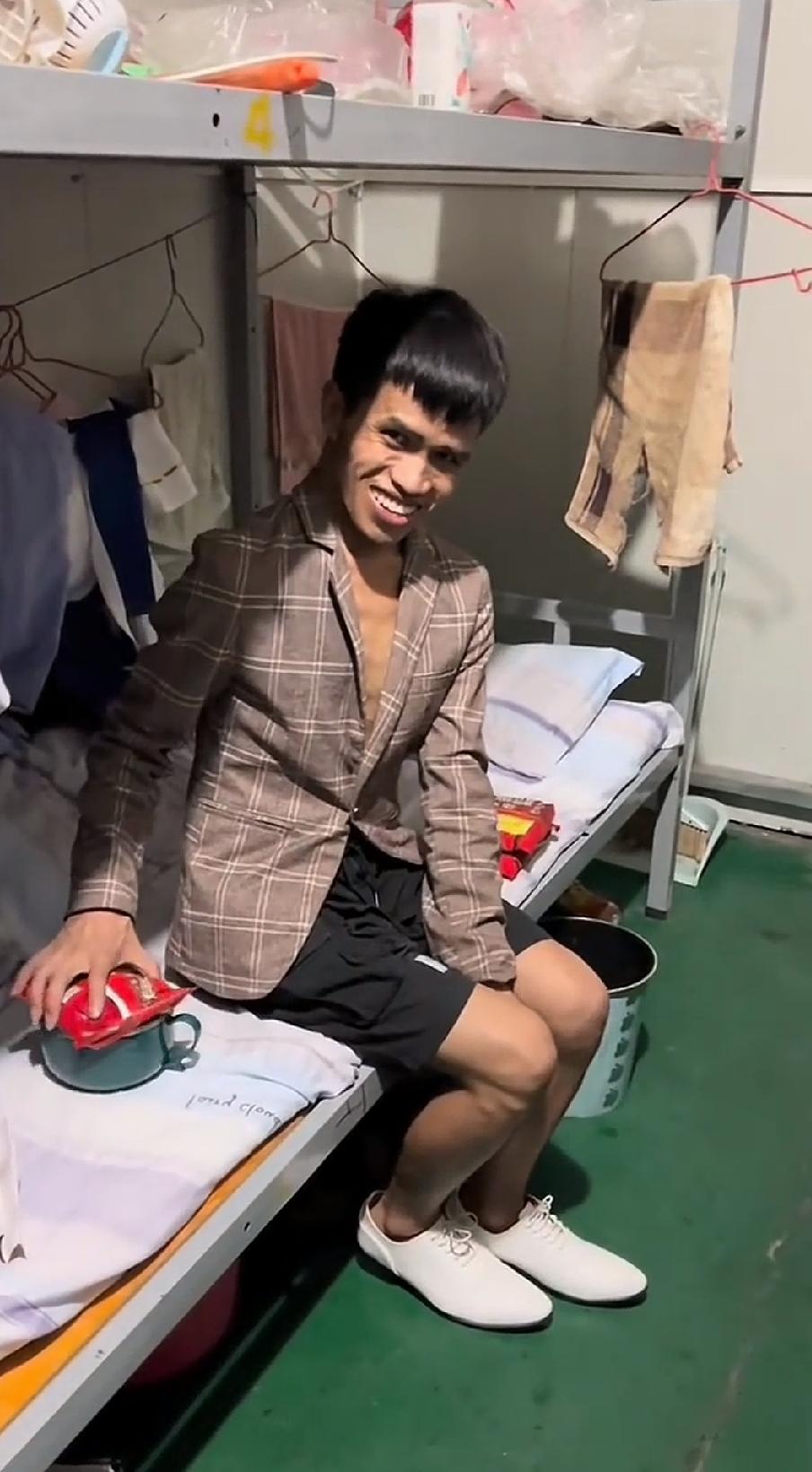 贵州安顺，31岁网红老表彭仕运，溺水失联超48小时，至今生死未卜！患有强直性脊柱