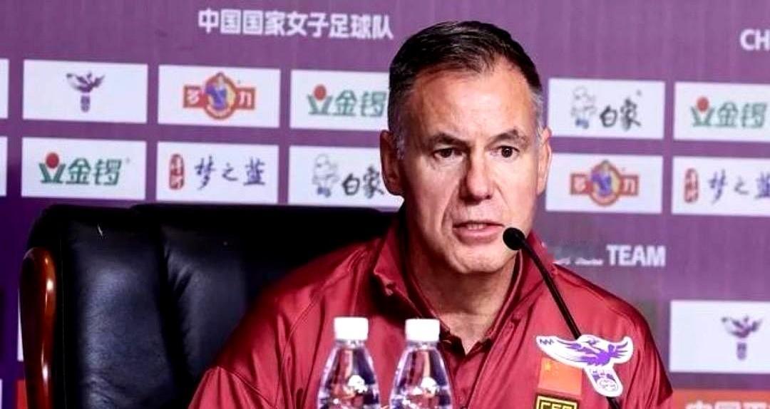 澳大利亚主帅米利西奇前脚刚在节目里说“亚洲还得看日本女足”，后脚U17世界杯就上