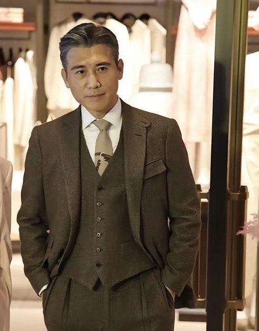 终于知道李乃文最近为啥总上综艺了原因很简单不是没戏拍，也不是爱炒作，而是他找