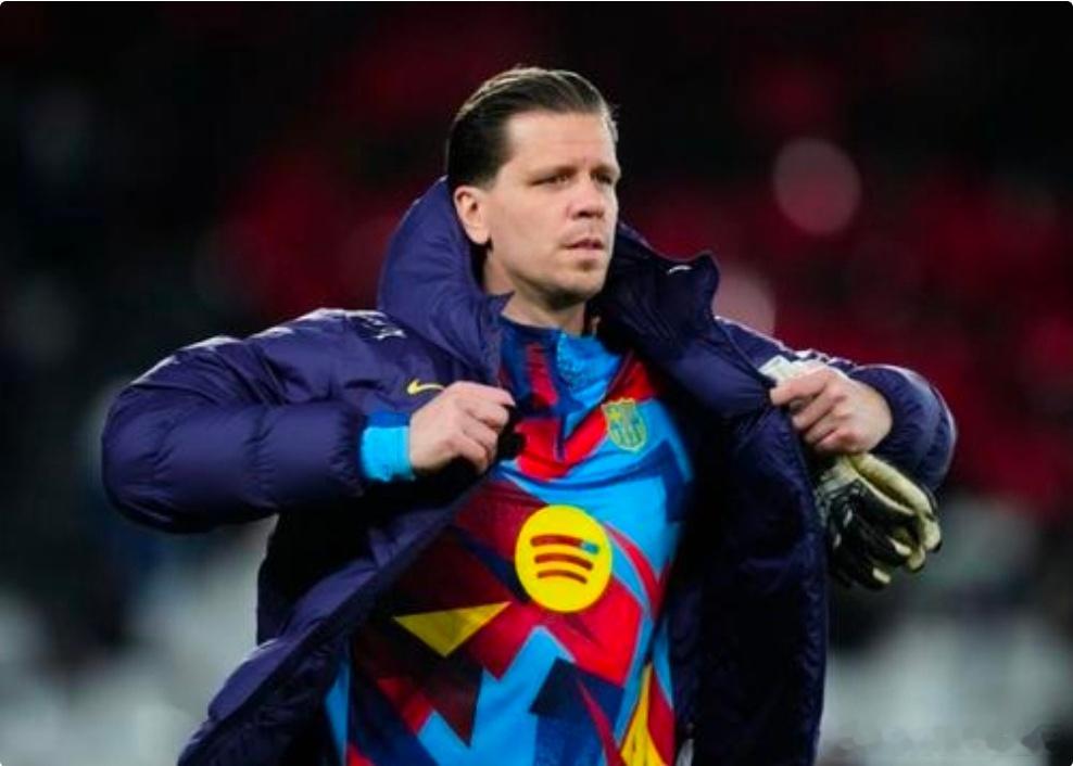 每体：巴萨今夏可能与什琴斯尼解约，解约金条款200万欧元据西班牙媒体《每日体育报