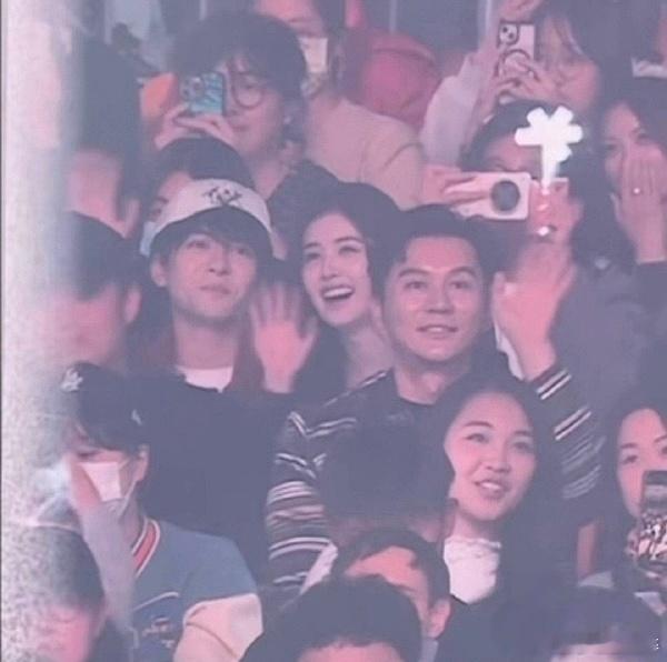 白鹿去看idle演唱会支持白鹿看演唱会自由