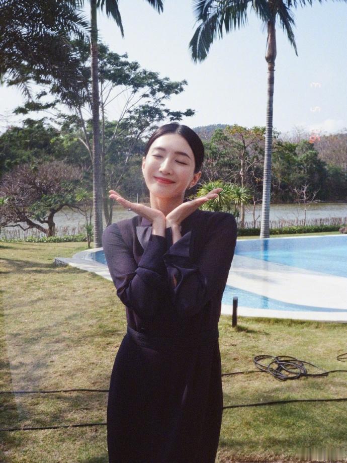 江疏影和赵玫的问与答江疏影《夜色正浓》赵玫的问与答，能从会大众看出江疏影对赵玫