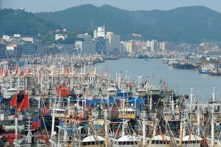 467公里渔船长龙震撼东海！美日炒作“威慑”，石破茂的警告早戳破真相上千艘