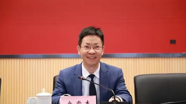 两会来了, 传出了8大好消息! 网友拍手叫好: 这才是人民好代表