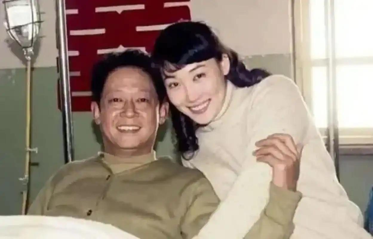 2008年，上海富婆陈坚红看上了王志文：“我身价五亿，年入6000万，愿不愿意娶