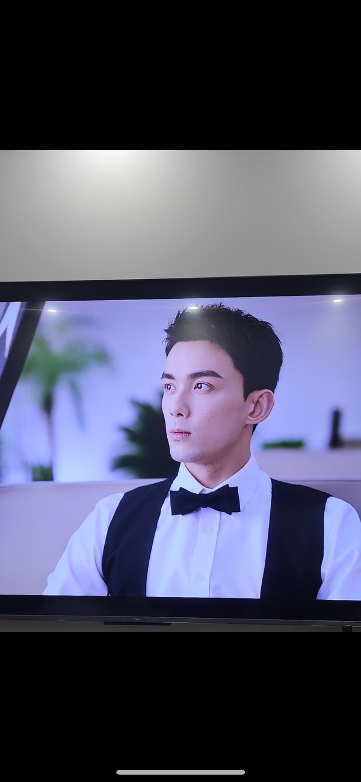 吴磊的嘴唇是他的硬伤吗