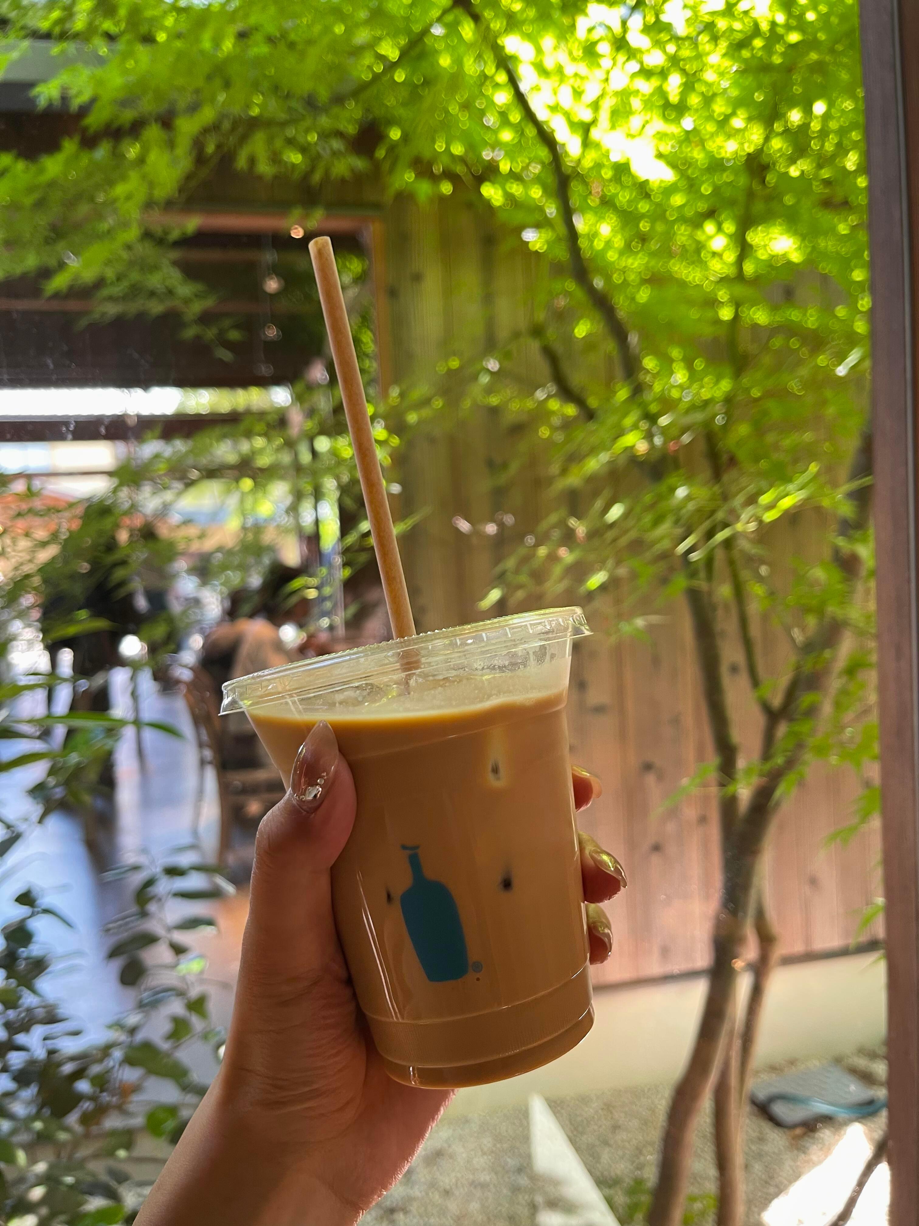 感情有什么好讲的,有人拿命谈了三年也没能结婚,有人谈了半个月就订婚了,所以你该明