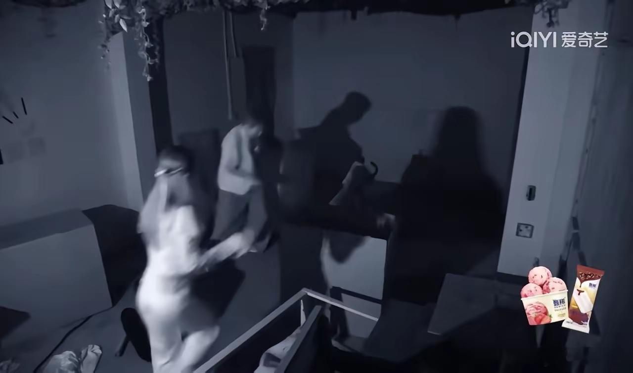 救命！张小婉发博说“这条微博并不是很想发”，结果我点进去笑到在地上打滚！邓超还