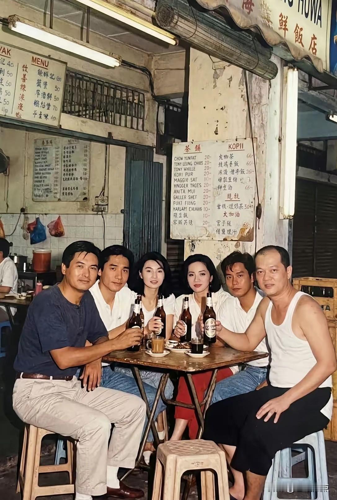 那个年代的香港大明星可以这么接地气，现在的顶流能做到吗？