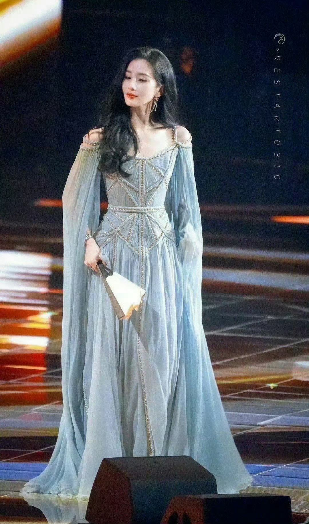 刘诗诗这大活动造型赏析