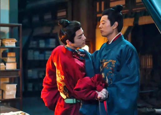 万万没想到，《藏海传》时全有重头戏早就被人透露了，不是郑晓龙导演，也不是肖