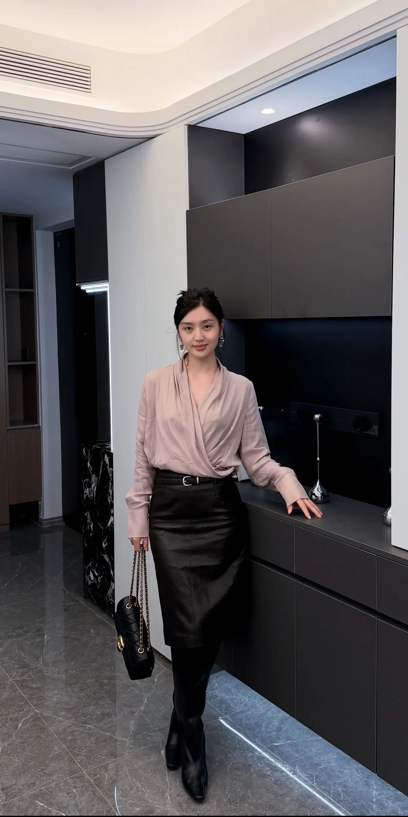 爱上一个人要一颗心和足够的愚蠢
