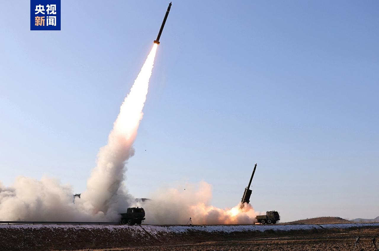 答案来了昨天，央视快讯报道，韩国发现朝鲜方向有不明飞行物冲着韩国来了。当时的李