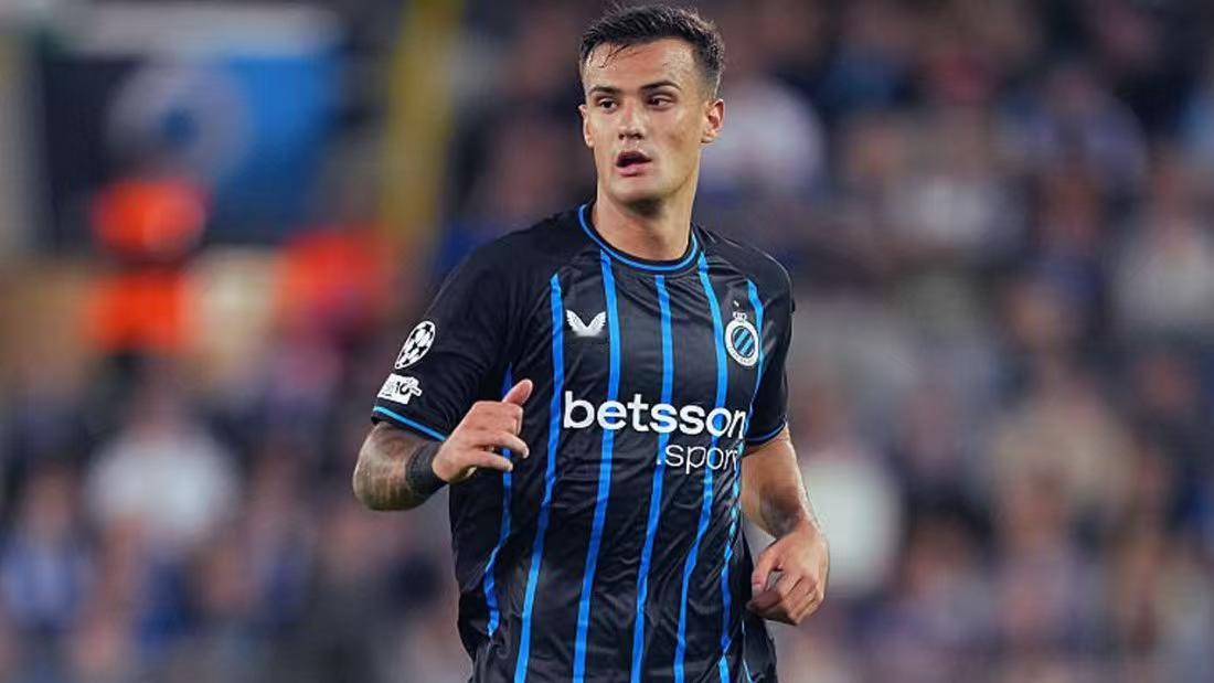 黄黑普鲁士黄黑普鲁士米体：多特蒙德已就亚历山大·斯坦科维奇（20岁，后腰）的情