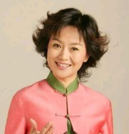 [点赞]1999年，鞠萍向丈夫提出了离婚，丈夫同意离婚，却让她二选一，孩子和财