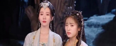 《淮水竹亭》东方家族的东方灵血，其实就是怀璧其罪。被当做献祭品的北派圣女江倦