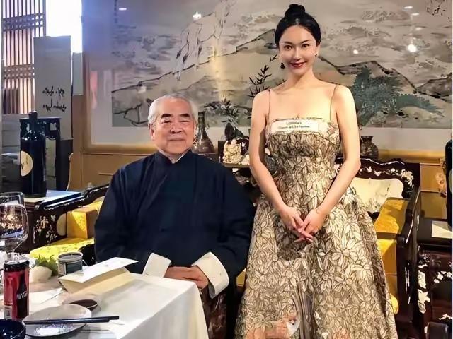 范大师已年近九旬，铁树开花，喜得独子，可喜可贺！不愧为刘诗昆的好朋友，不过还得