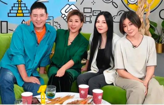 原来大家都错怪他了。当年那期停播的采访，其实真的不是李静戴军耍大牌，最根