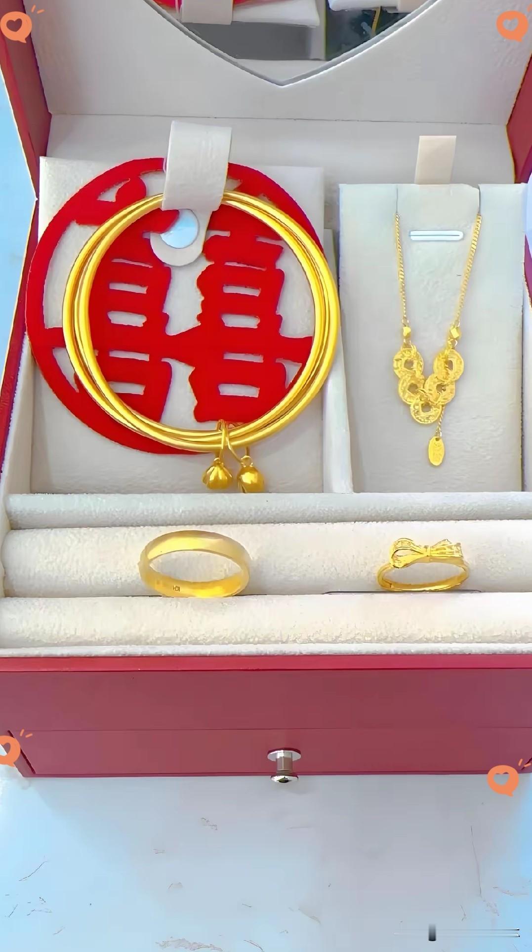 搞定！我弟的婚事今天终于谈妥了💍​订婚宴不办。男方家给的彩礼是8万8，直