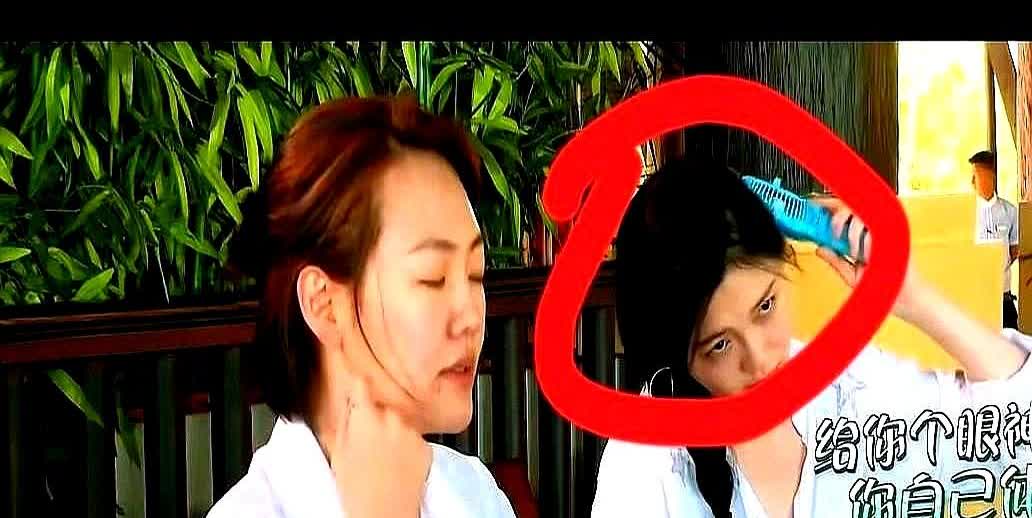 大S去世前最后一次参加综艺，现在看她有点吓人。当时她应该是在给头部做保养