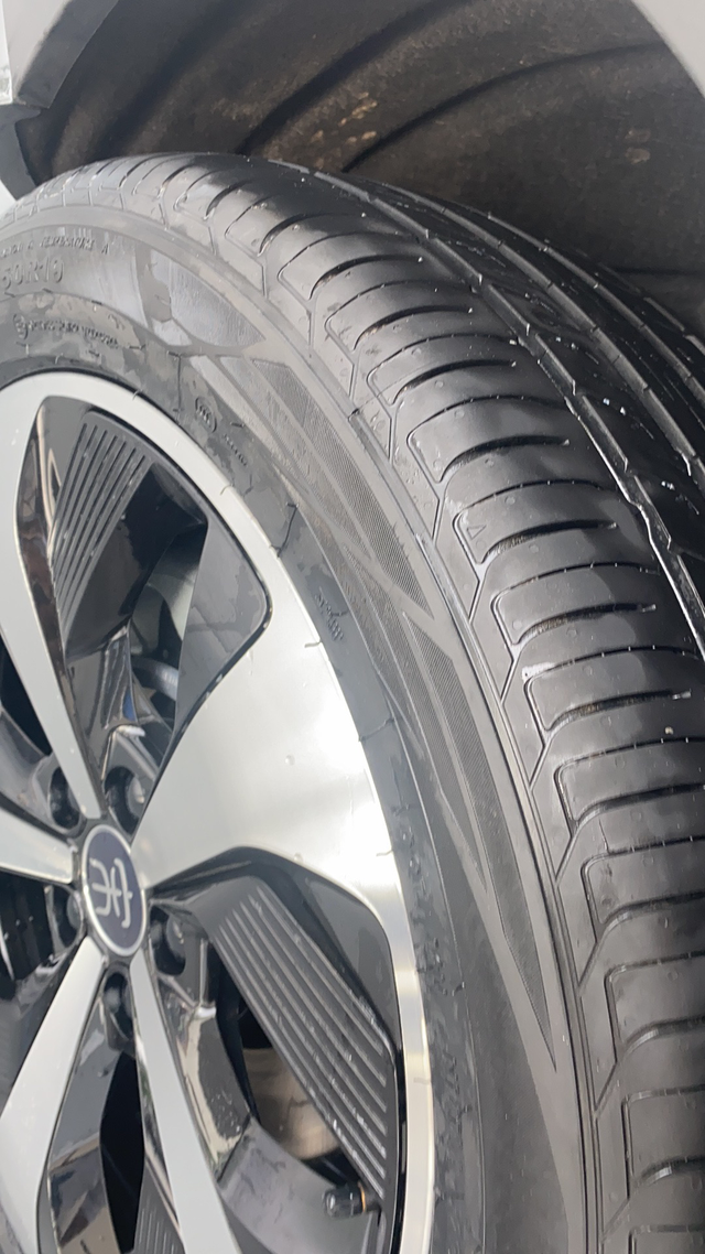 宋PlusDmi一个月用车感受其实说这个价格段宋DM!并不算优秀，但是他确实省