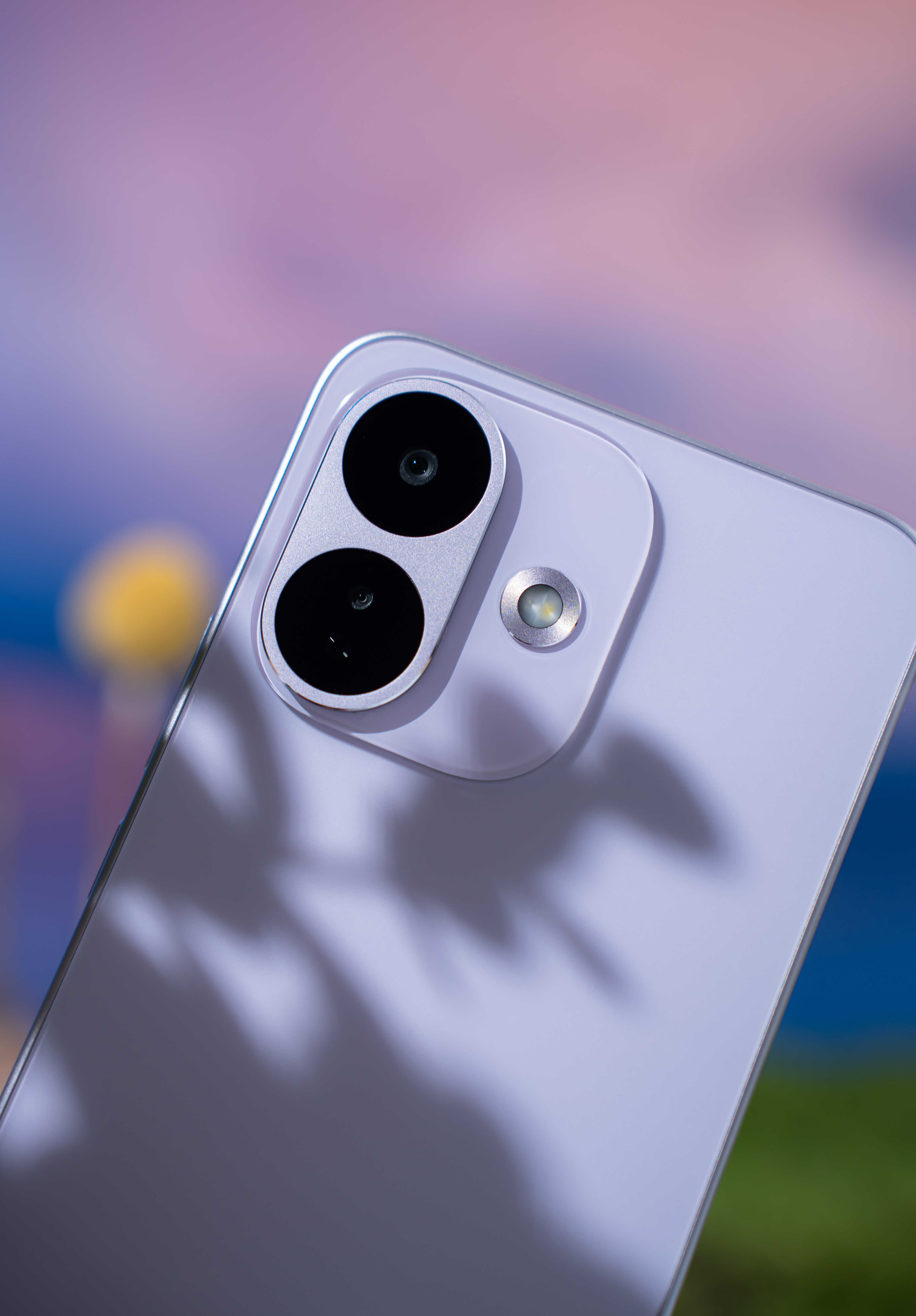 本来以为千元机的颜值都差不多，直到拿到REDMINote17Pro的「星云