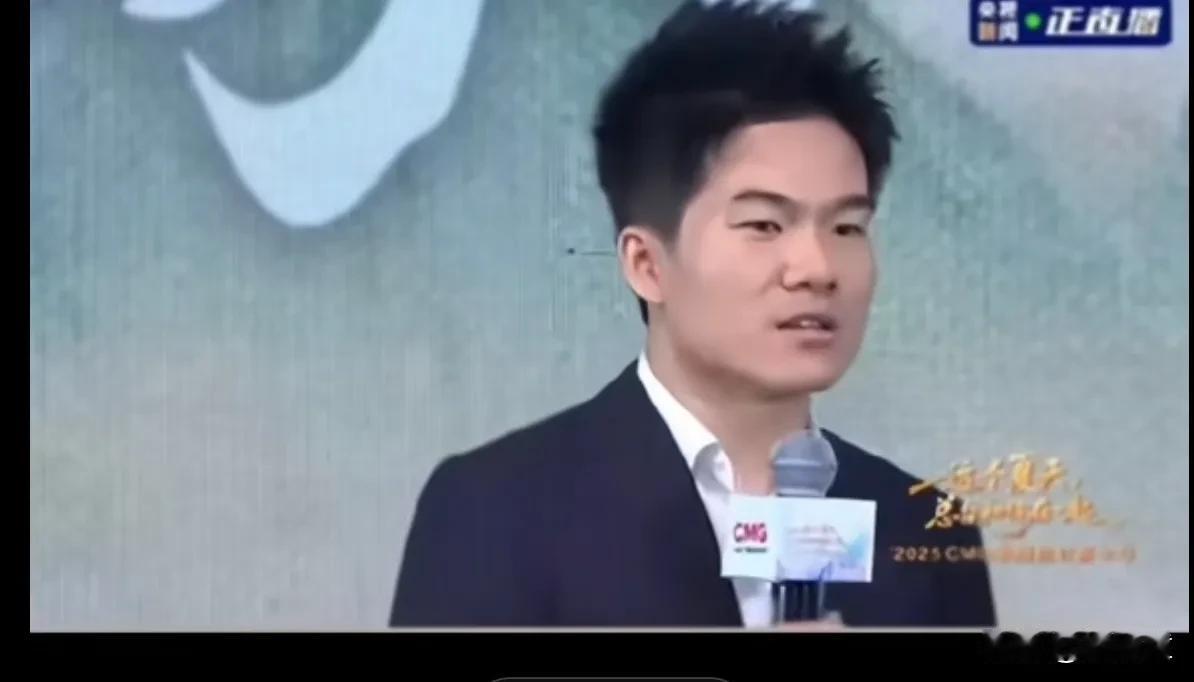 顿顿离职后，有人拿董宇辉与他做比较，说这就是体面与不体面的区别！可大家想到没？