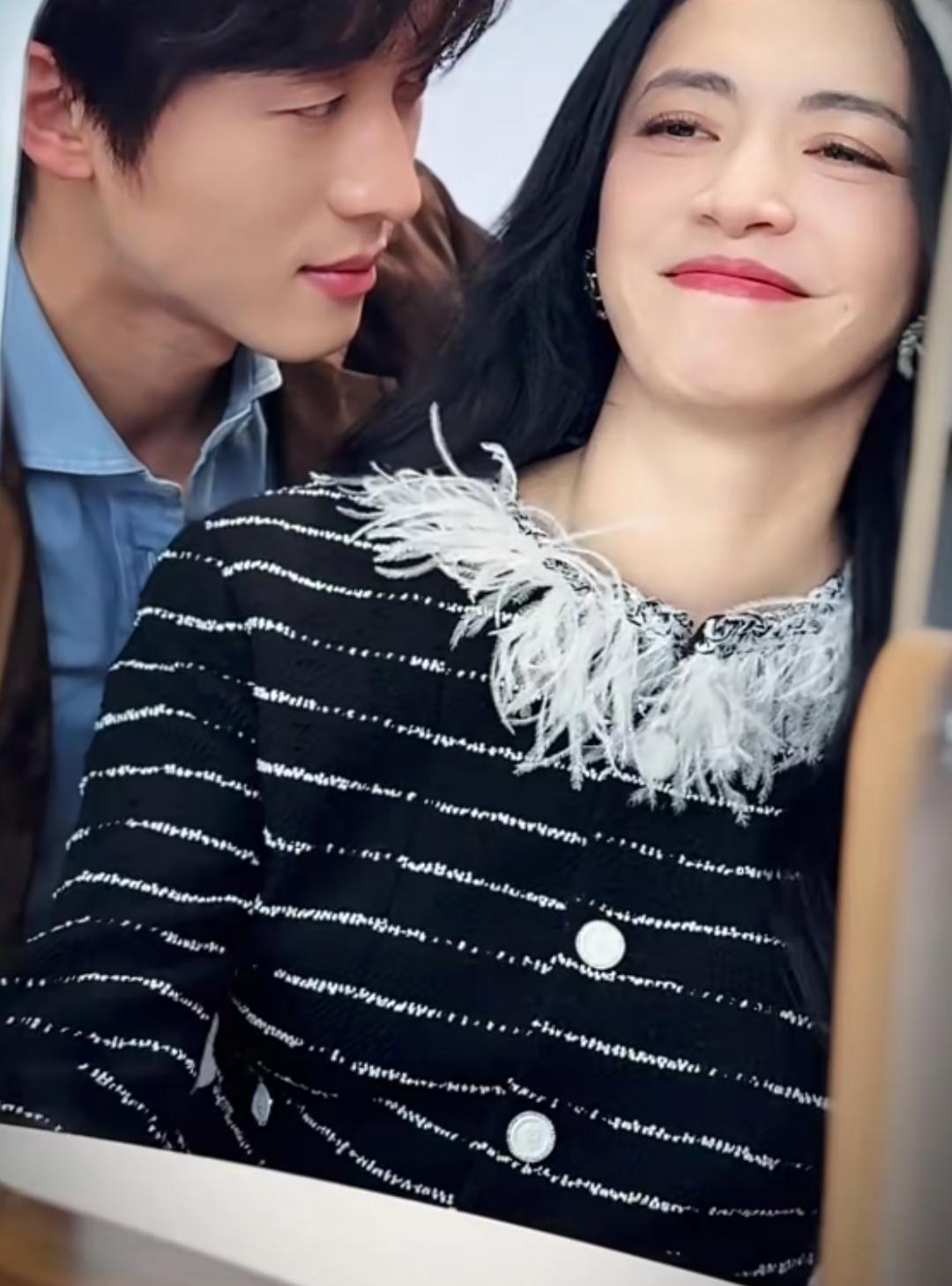 侯雯元和姚晨？网友：有点像凌潇肃呢别说，还真有点像，不过感觉不太可能，估计只