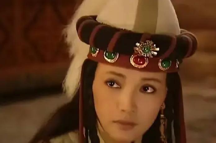 成吉思汗有个“怪癖”，让他的后宫女性苦不堪言。但放在现代，人们却觉得见怪不怪。她们被送进帐篷时，常常