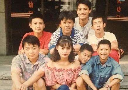 1993年，21岁的宁静去试镜《阳光灿烂的日子》中米兰一角，但导演姜文一直在几个