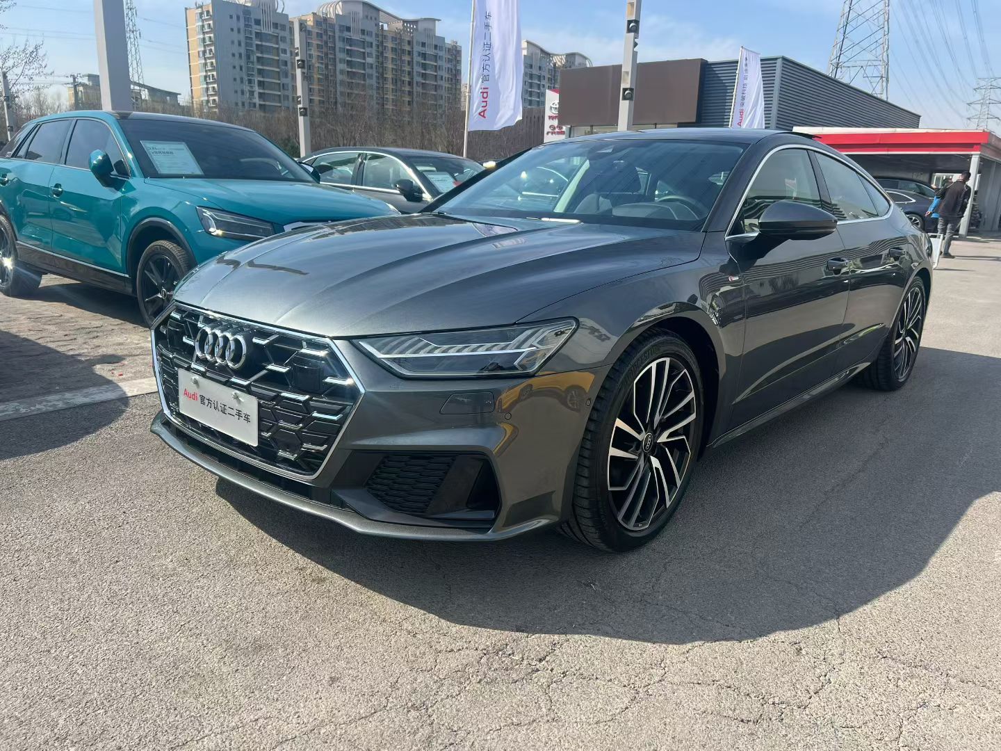 奥迪中国领导层用车退役下来了奥迪A72025款45TFSI臻选型首登日期：