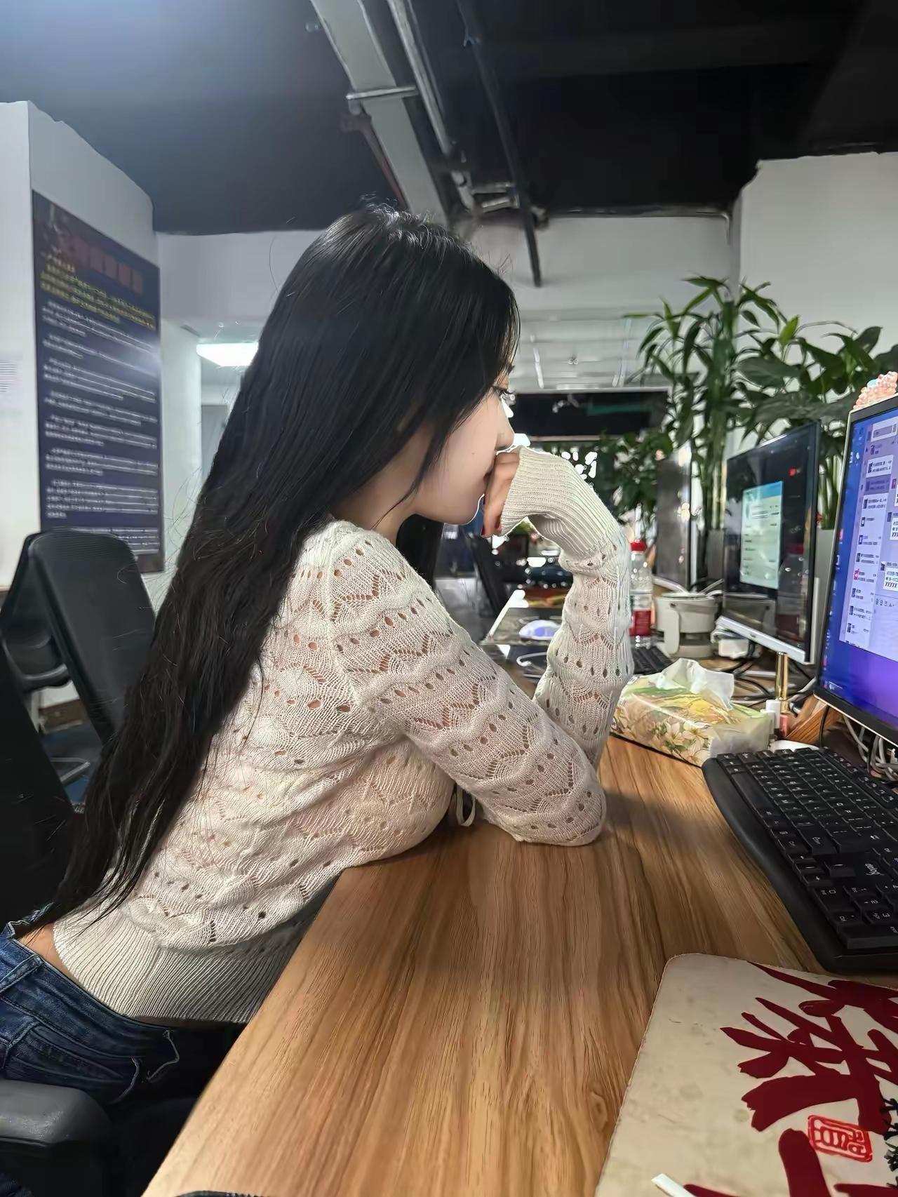 看来今晚又要加班了