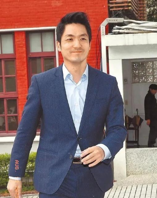 蒋万安可以参加
