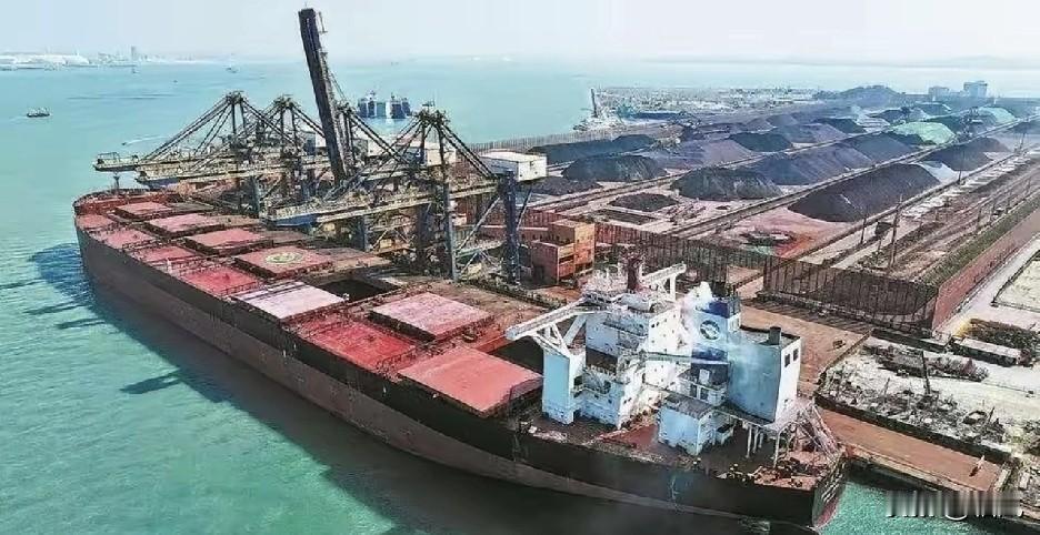 中方各大港口如临大敌，严查必和必拓铁矿石，一律不予接收！看来，中方是铁了心要给澳