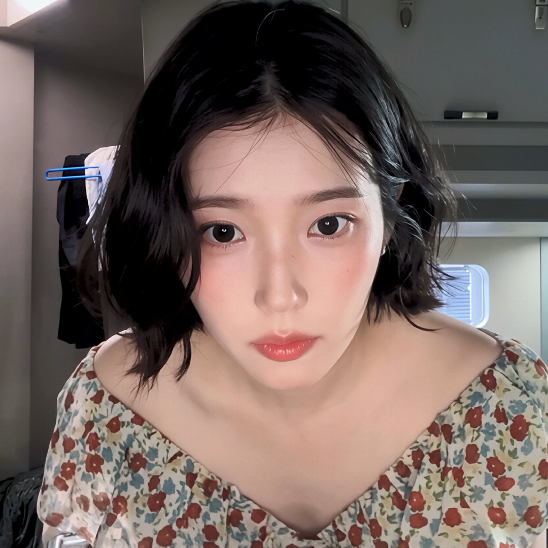 #iu头像#碎花裙～​