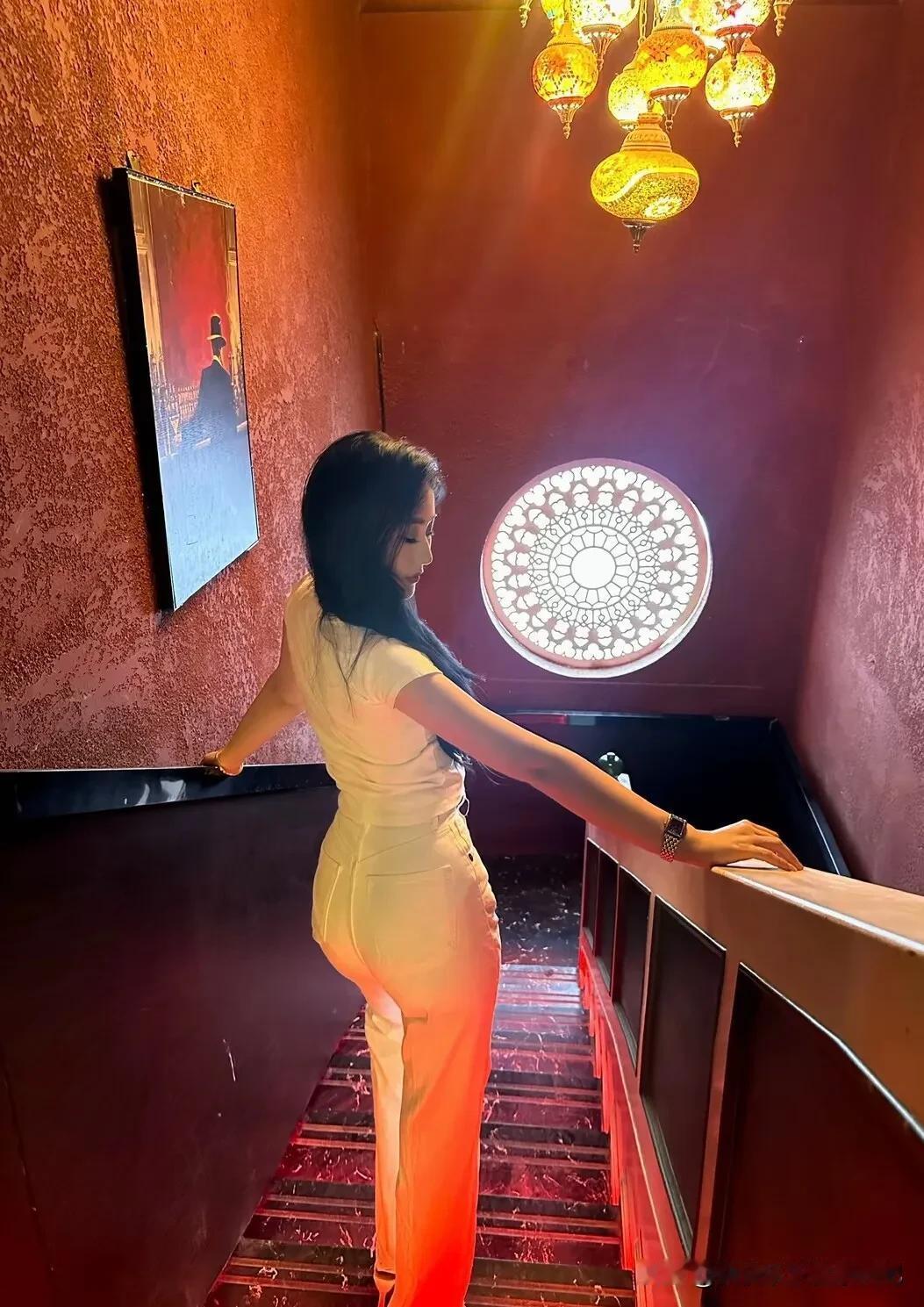 背影，完美