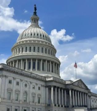 美国不是苏联！不要低估了美国开战的决心，现在它之所以没和中国开战，是因为还有资本