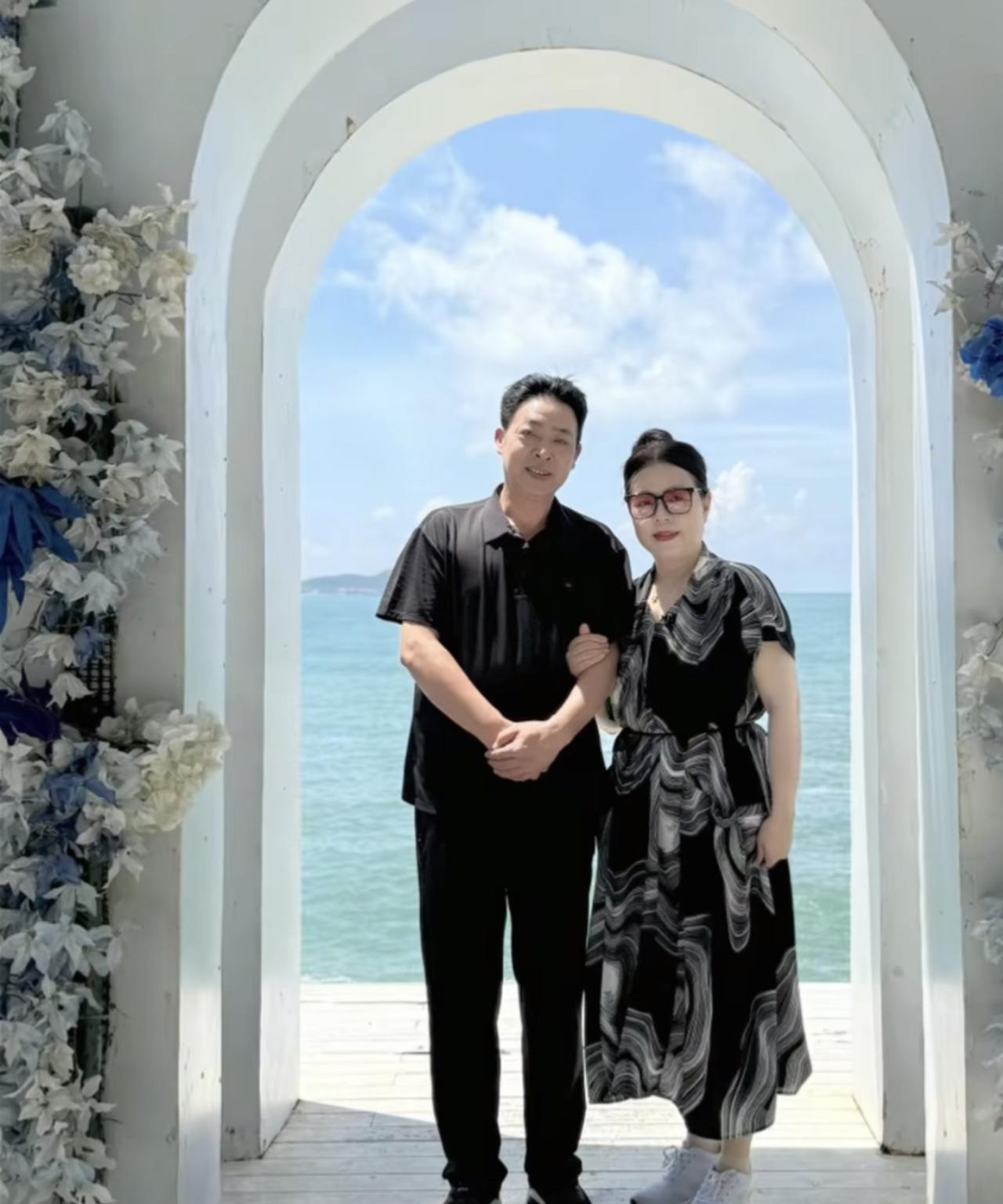 姚家妞妞说，“一说起我婶婶，我就特别心疼她，心里很不是滋味，为了把婶婶拉出漩涡，