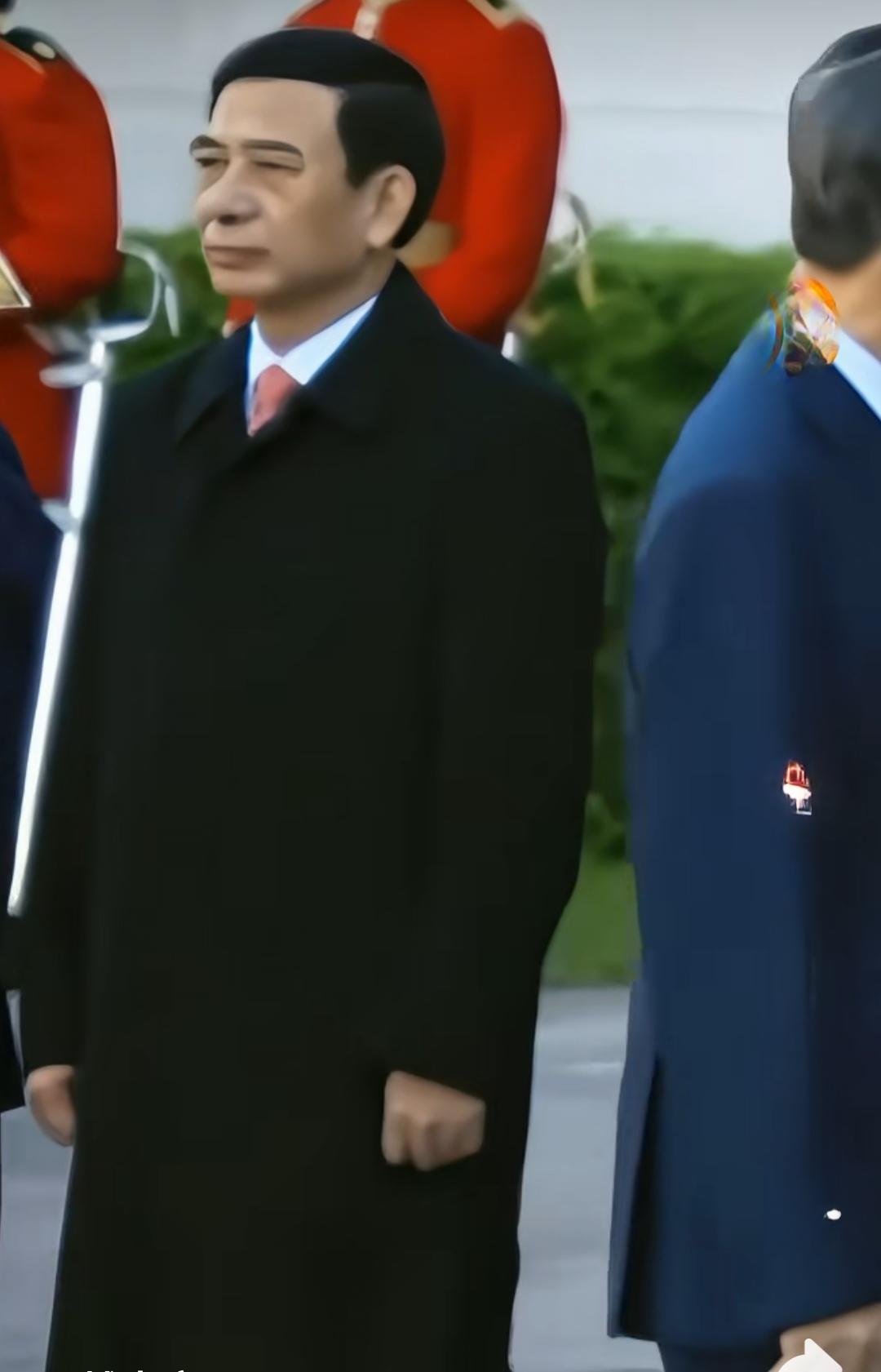 有点派头，潘文江在加拿大显得底气很足！9月24日，苏林开启对加拿大的历史性访