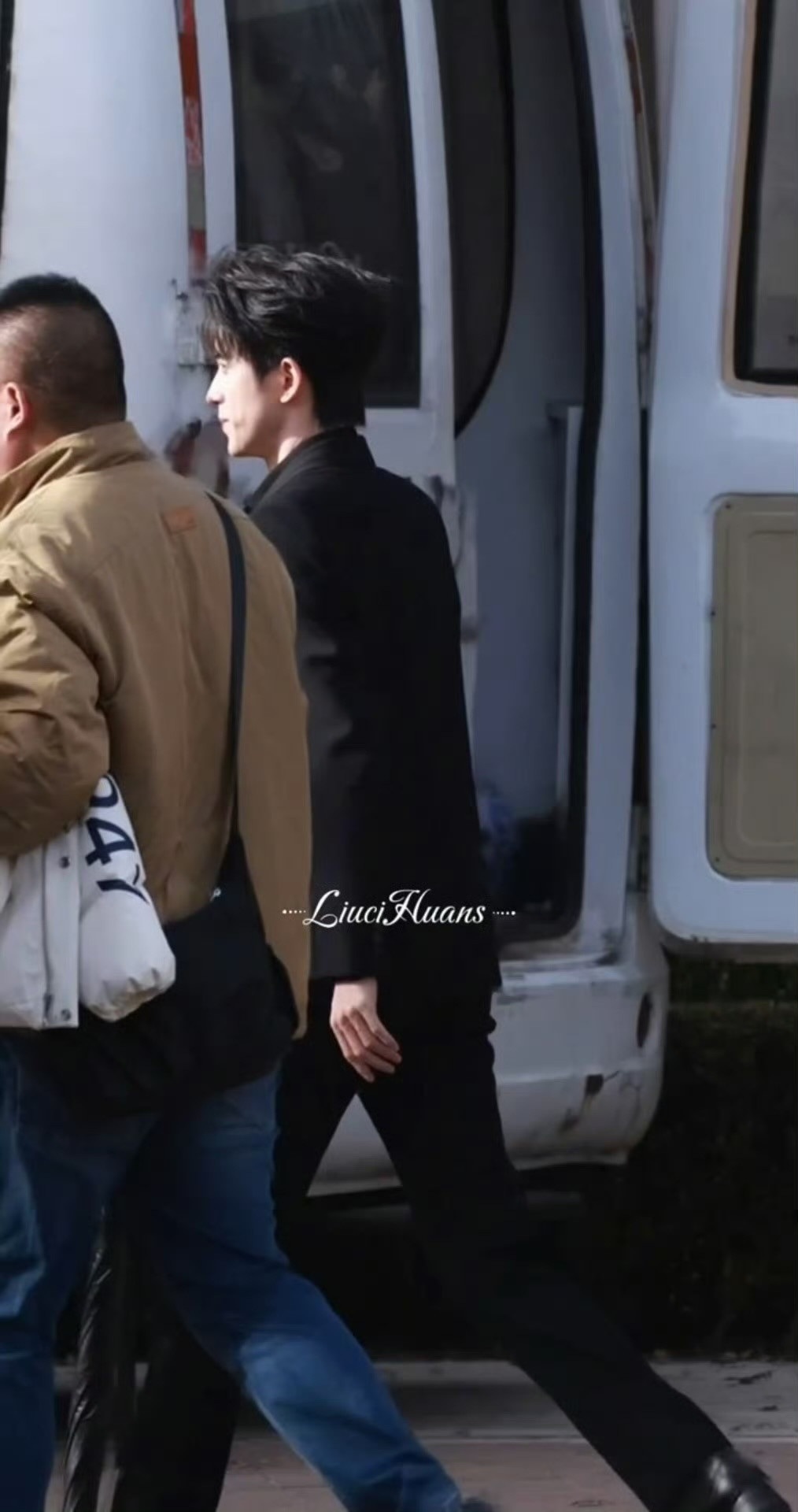 敖瑞鹏敖瑞鹏不二之臣的路透来了怎么样？豪门就一定要拍出豪门的样子，不然整部剧