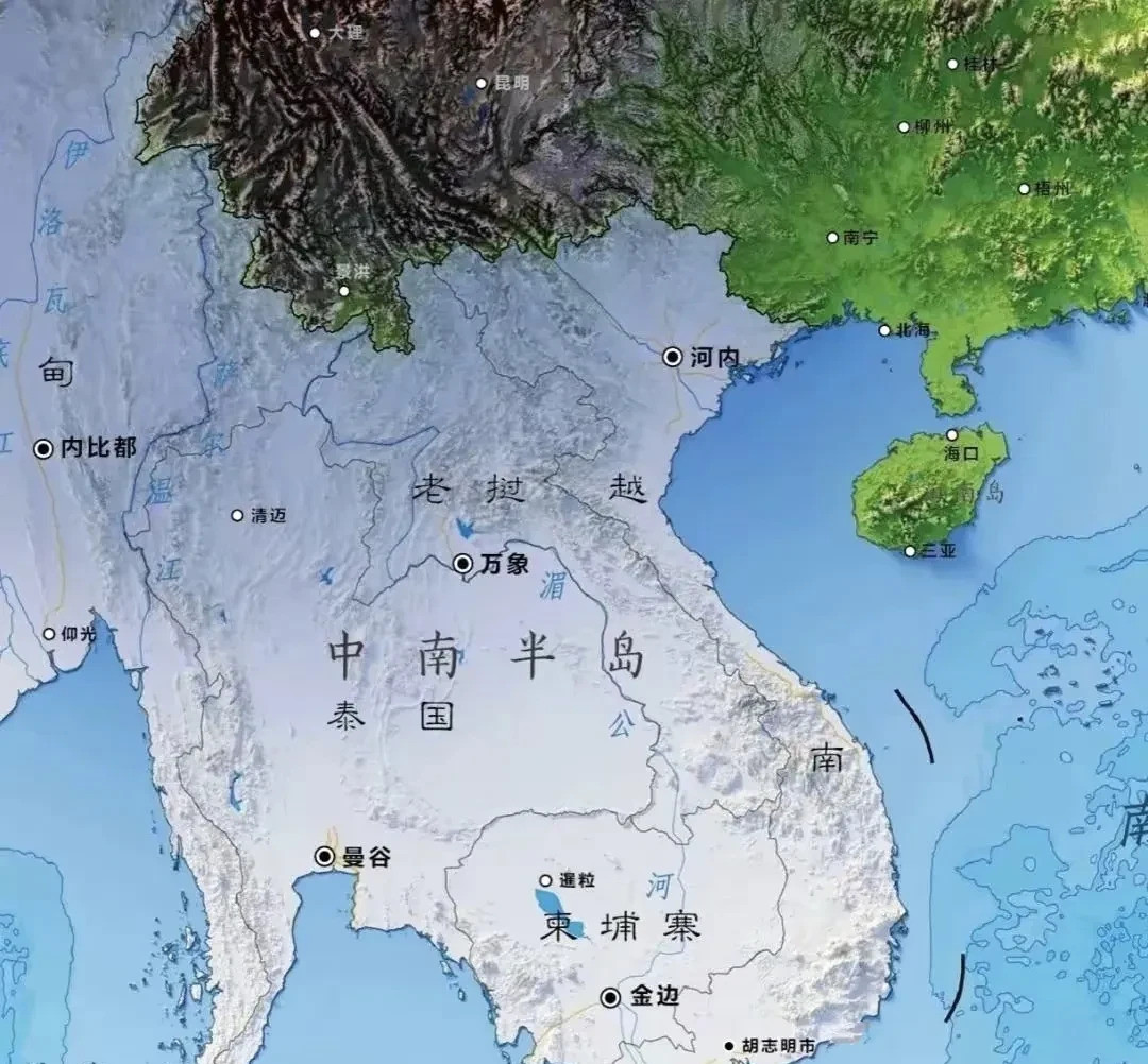 泰国真怪！国王权力大得吓人！啥？都2024年了，泰国国王