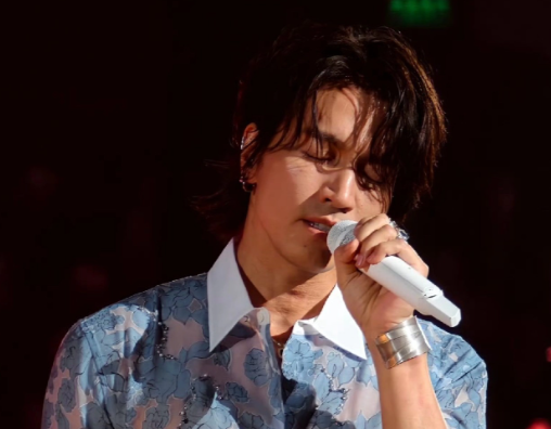 近日，言承旭“F✦FOREVER恒星之城”巡回演唱会深圳站现场，一段被观众拍到