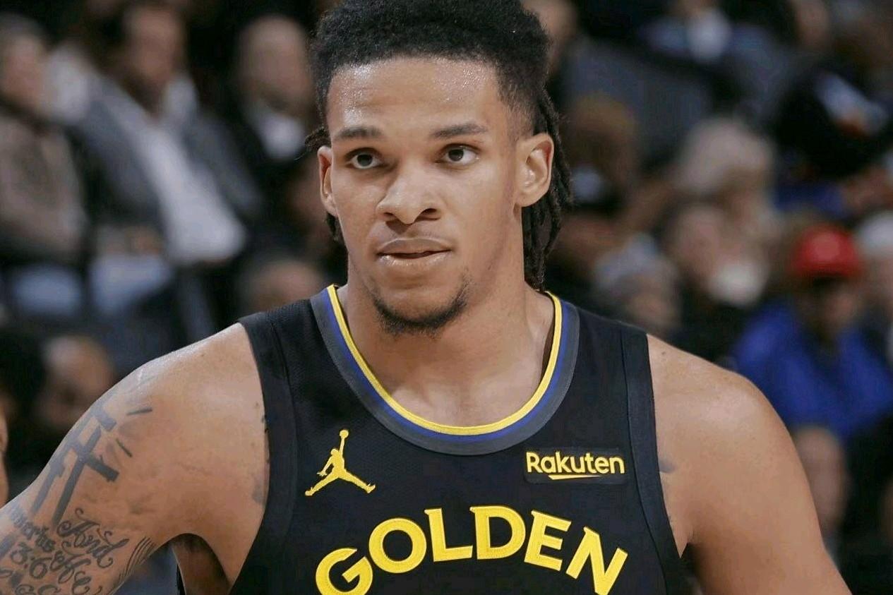 我强烈建议科尔重用理查德！在勇士主场迎战太阳的比赛中：理查德这表现太疯狂了，投射