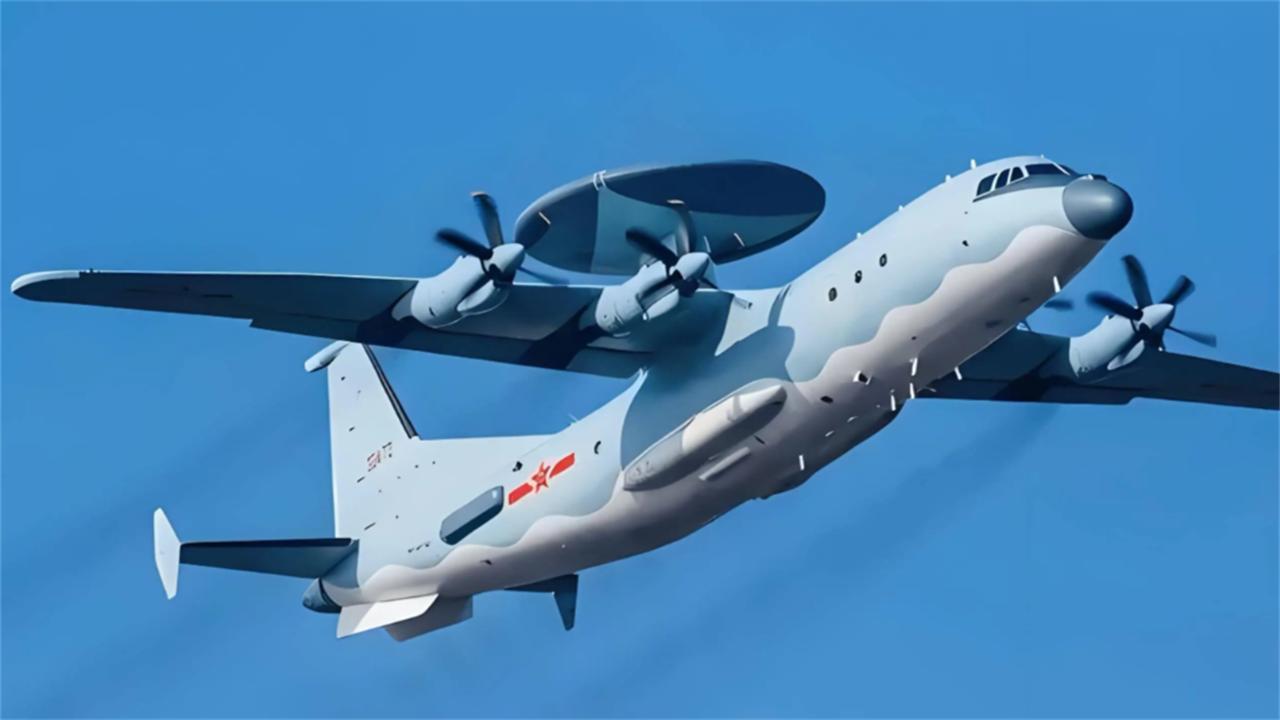 空警600少了根加油管？看似短板，实则暗藏解放军大布局去年九月，那架被军迷们