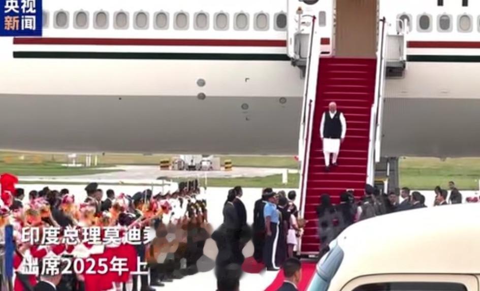 莫迪不把中国放在眼里。莫迪去了趟日本，然后转头来中国参加上合组织的会议。